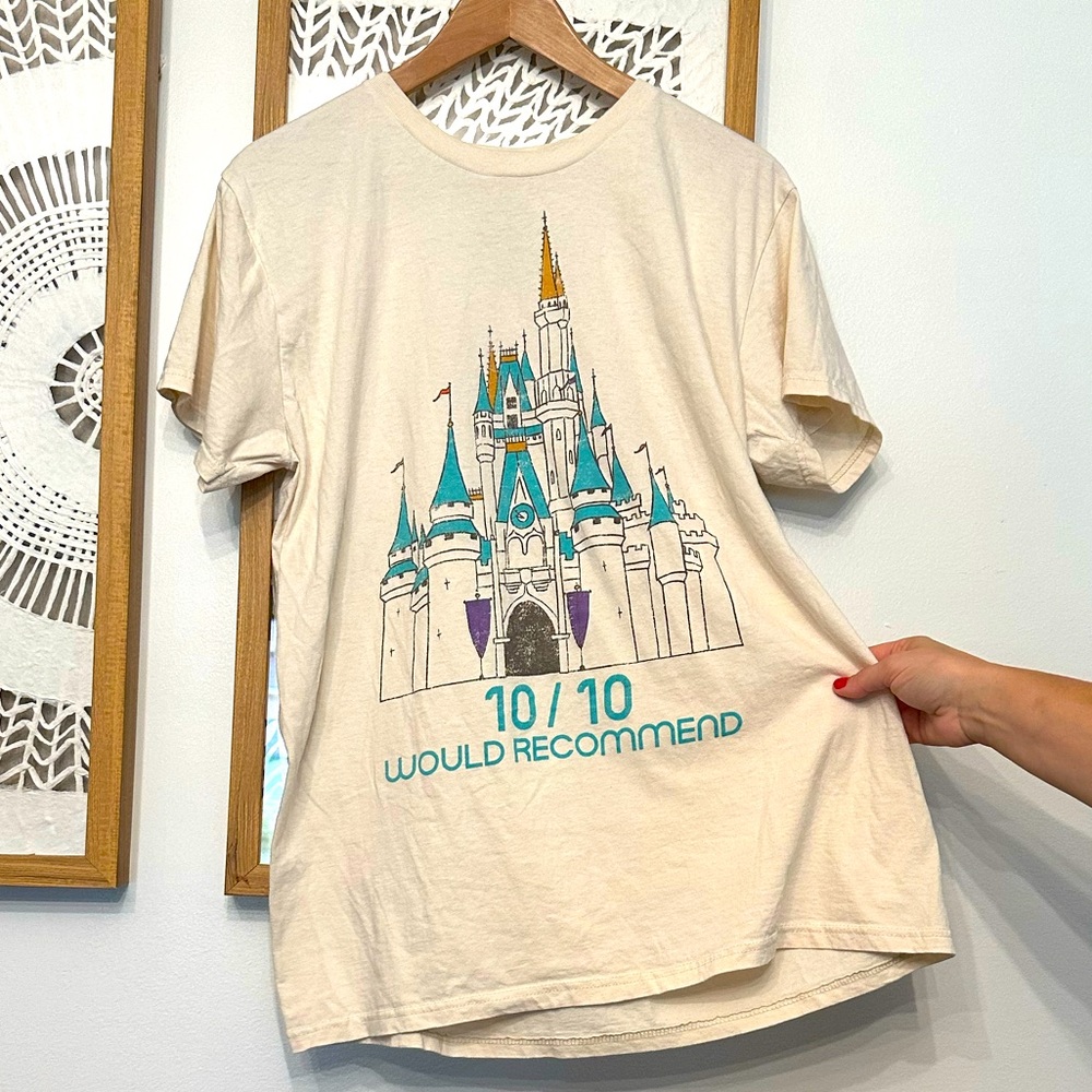 Disney Adult Shirt 🏰Cinderella Castle 10/10 Would Recommend sz Large